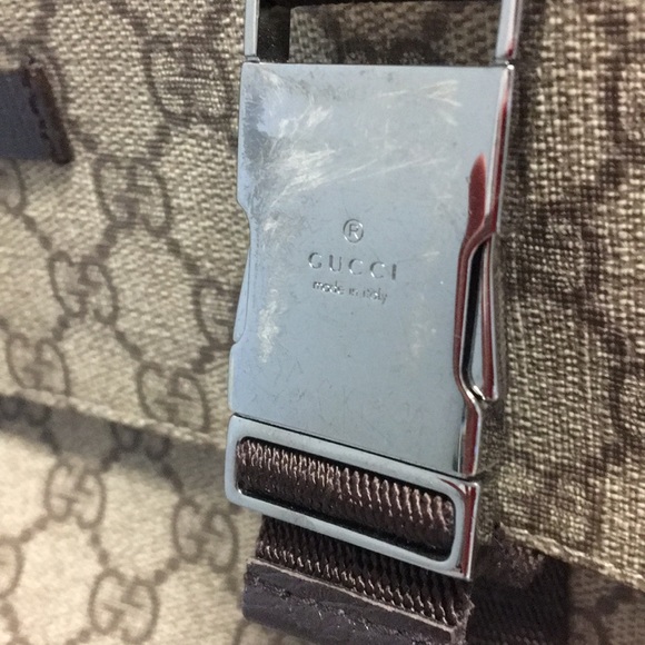 👜Authentic Gucci Large Monogram 👜 - Picture 5 of 8
